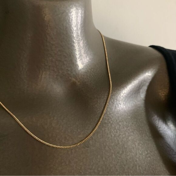 New! 14K Gold plated 1mm linked dainty 18 inch necklace - Picture 2 of 6